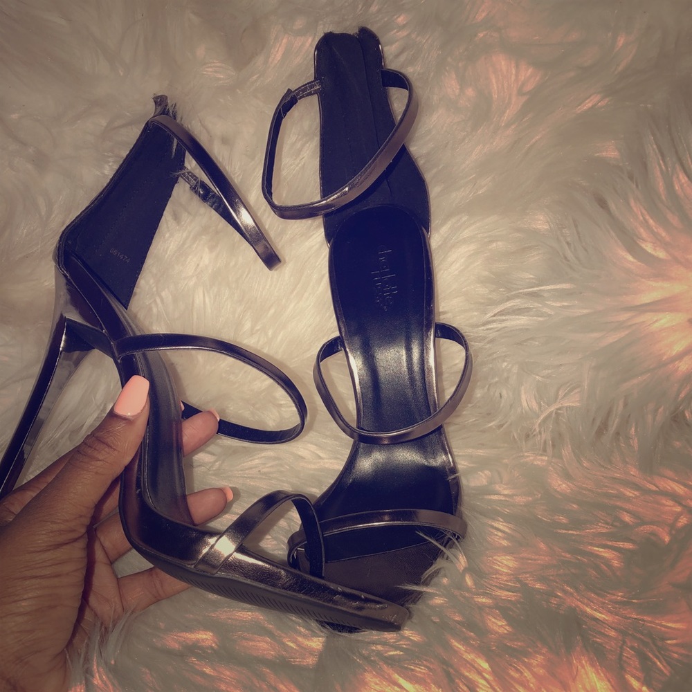 Never Worn Sexy 4inch heels. No box
